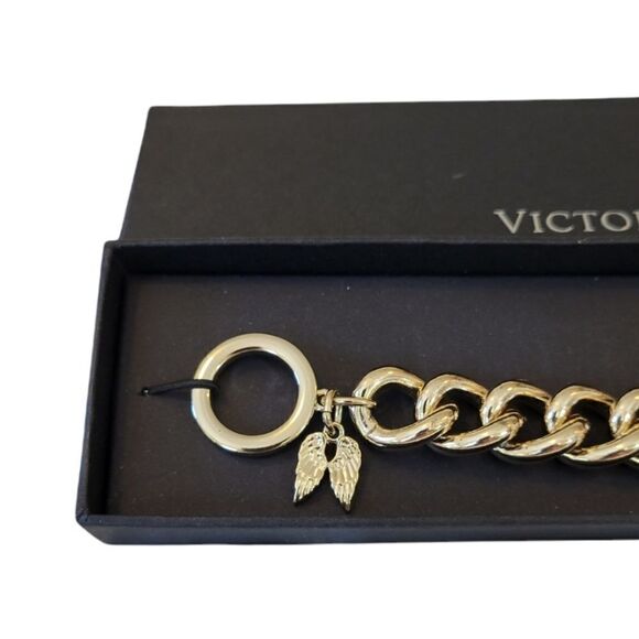 Victoria's Secret Gold Tone Pave Crystal Link Toggle Clasp Bracelet - Picture 3 of 7